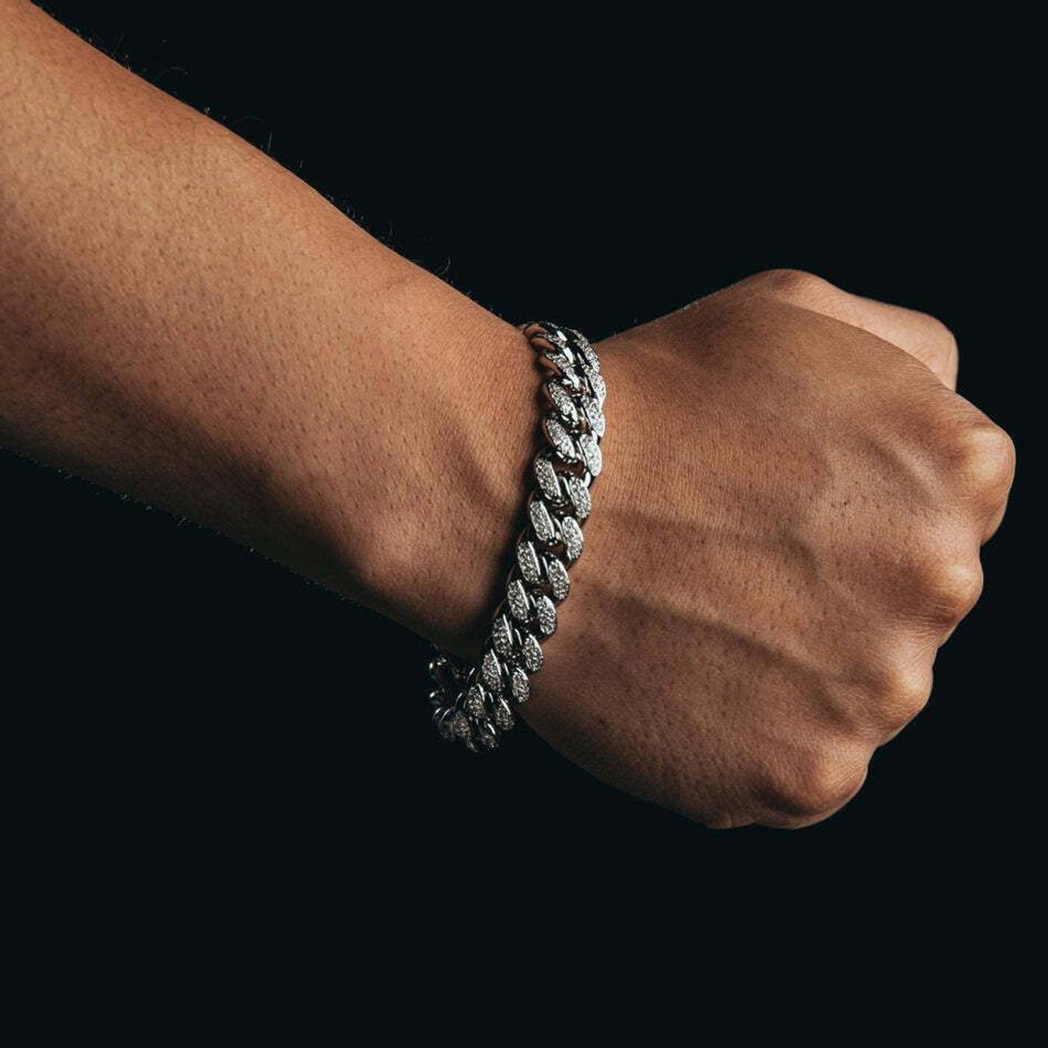 Rgulus Brass Bracelet - Image 3