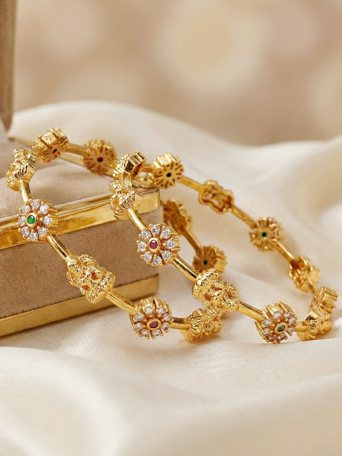 Image of Lucky Jewellery Brass Gold-plated Bangle Set
