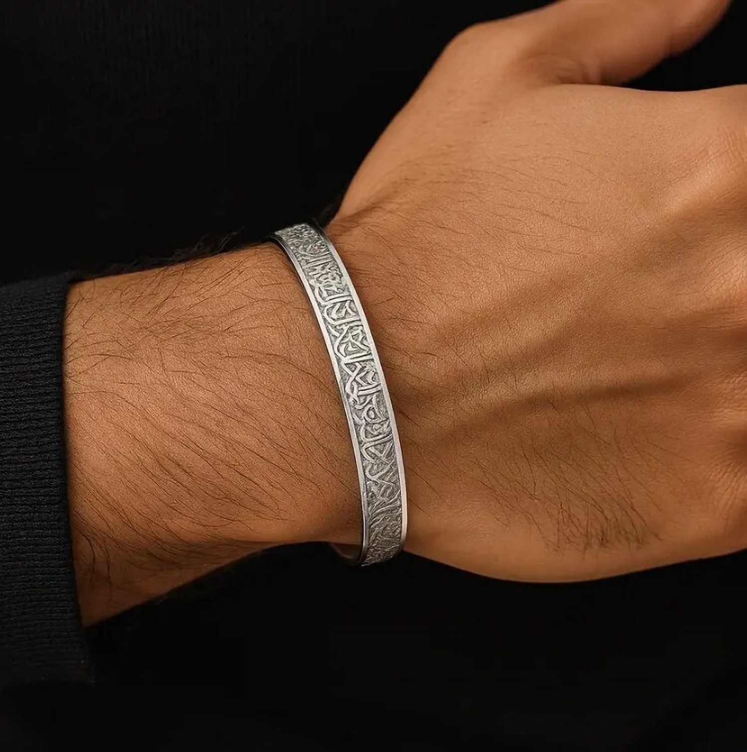 Image of kazare Alloy Cuff