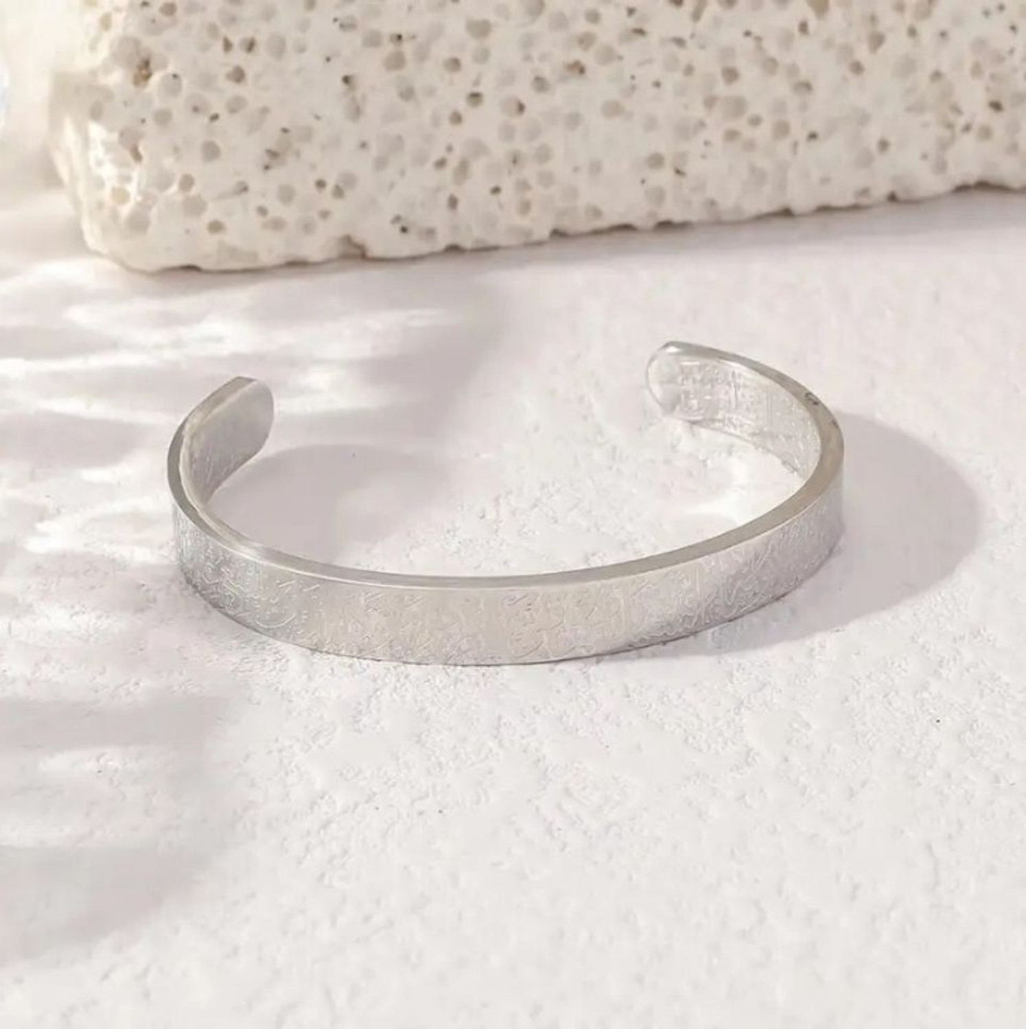 Image of kazare Alloy Cuff