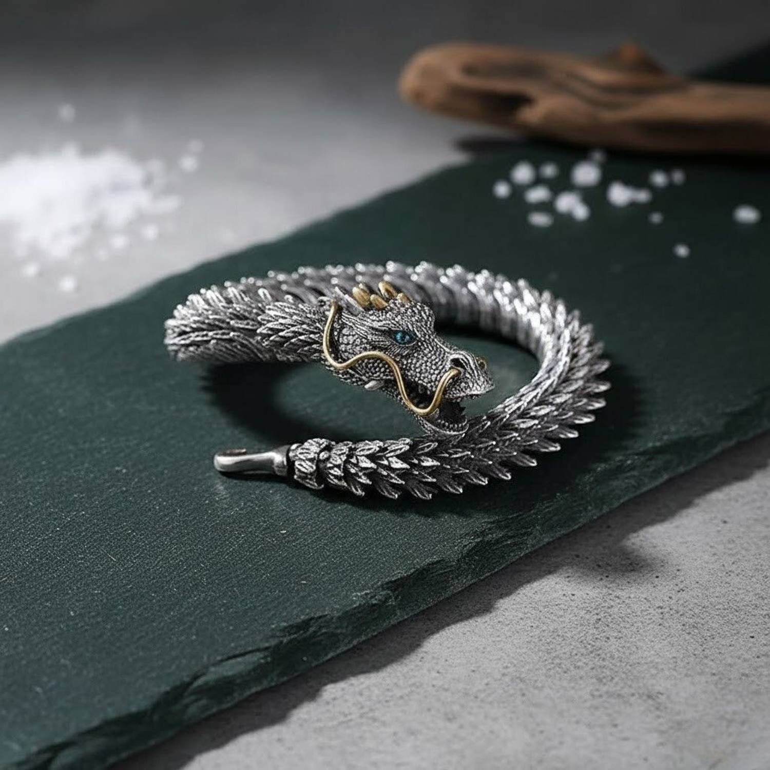 DAEVIA Alloy Rhodium Bracelet - Image 1