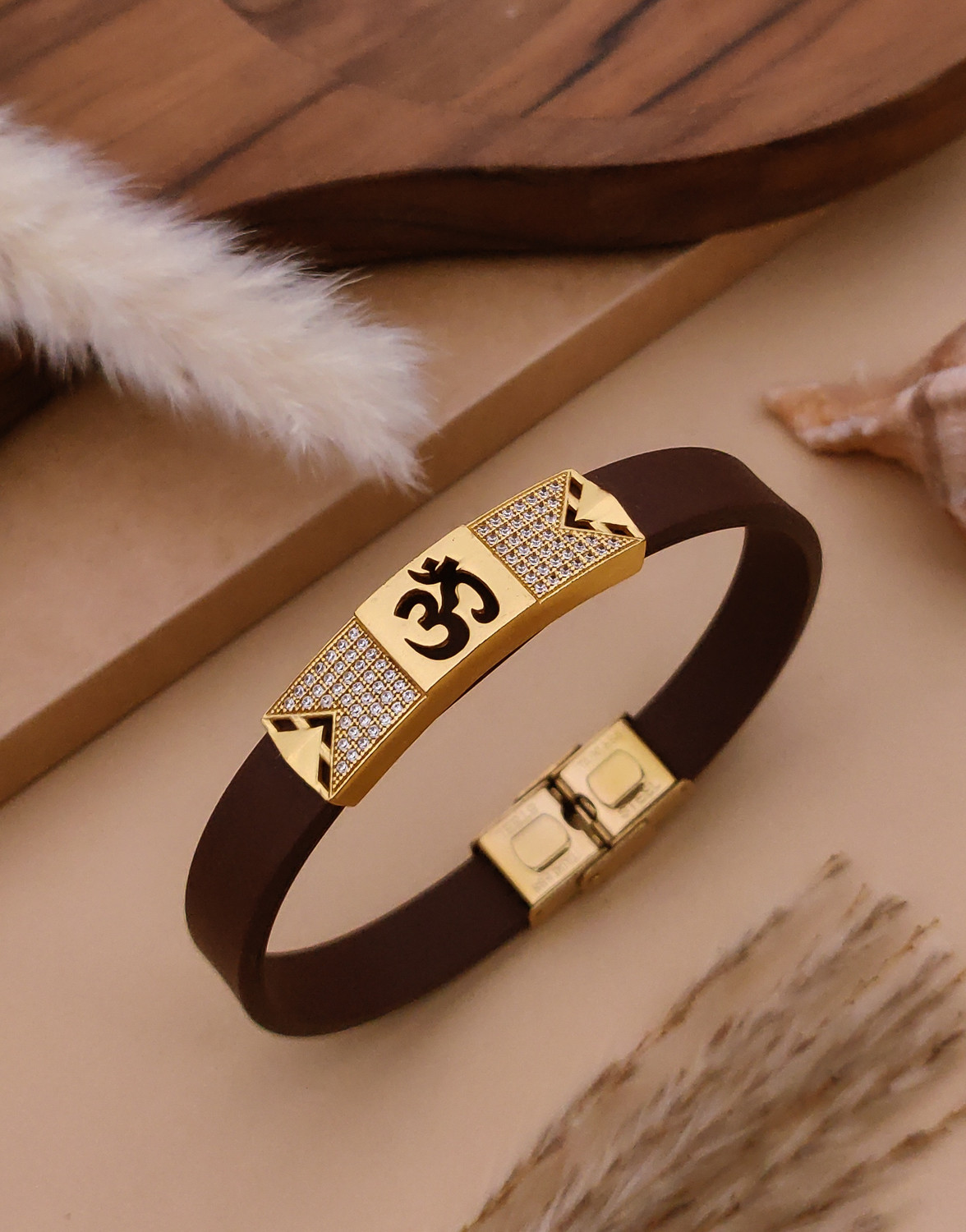 Image of sakimo Alloy, Stainless Steel Diamond Gold-plated Bracelet