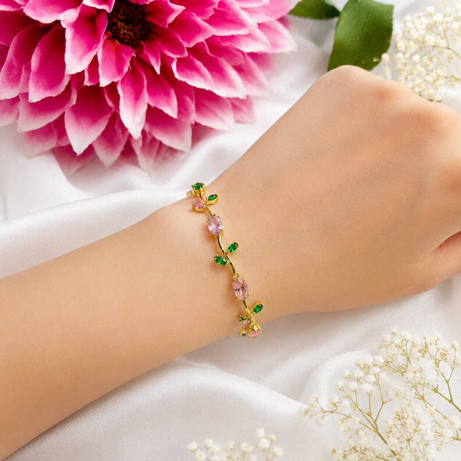 Image of Ziviana Store Stainless Steel Emerald Gold-plated Bracelet