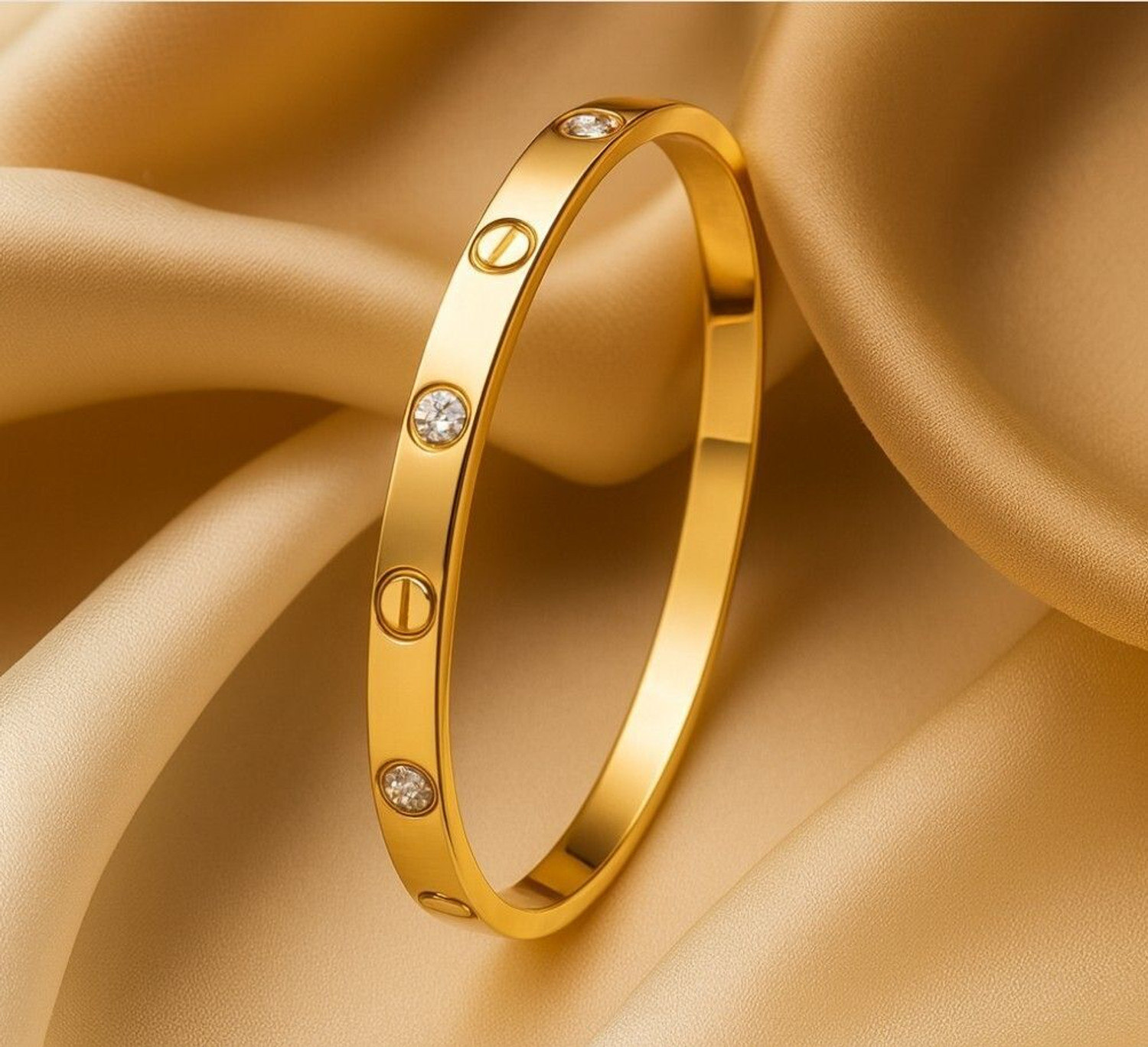 Image of kazare Alloy Rhodium Bracelet