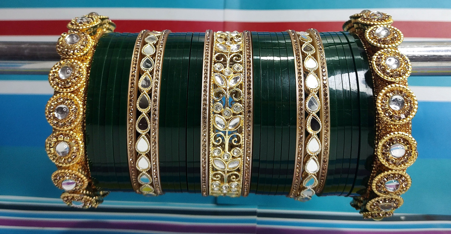 Image of oms Plastic Chudas