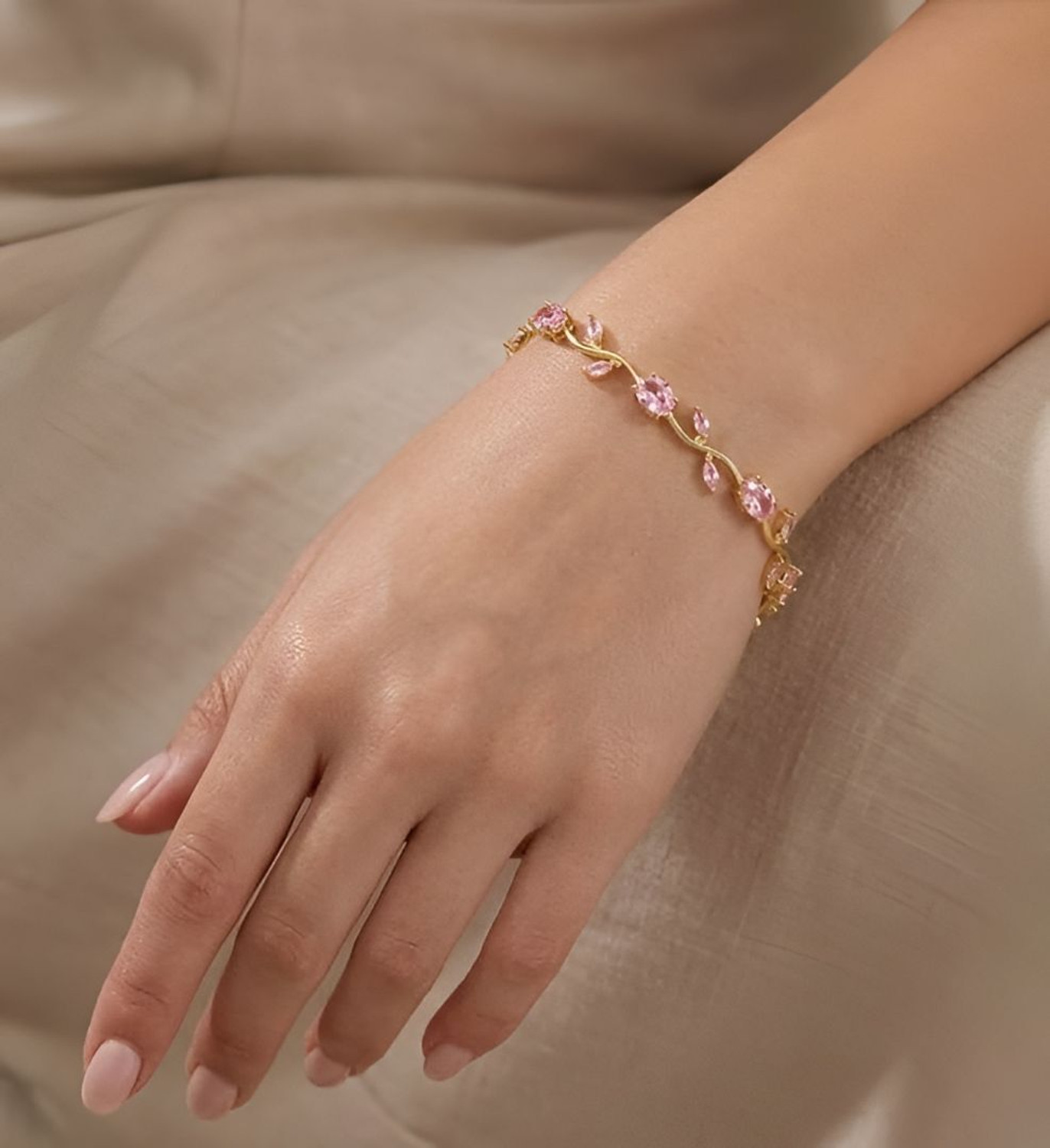 Image of Inites Crystal, Stainless Steel Diamond, Crystal, Zircon Gold-plated Bracelet