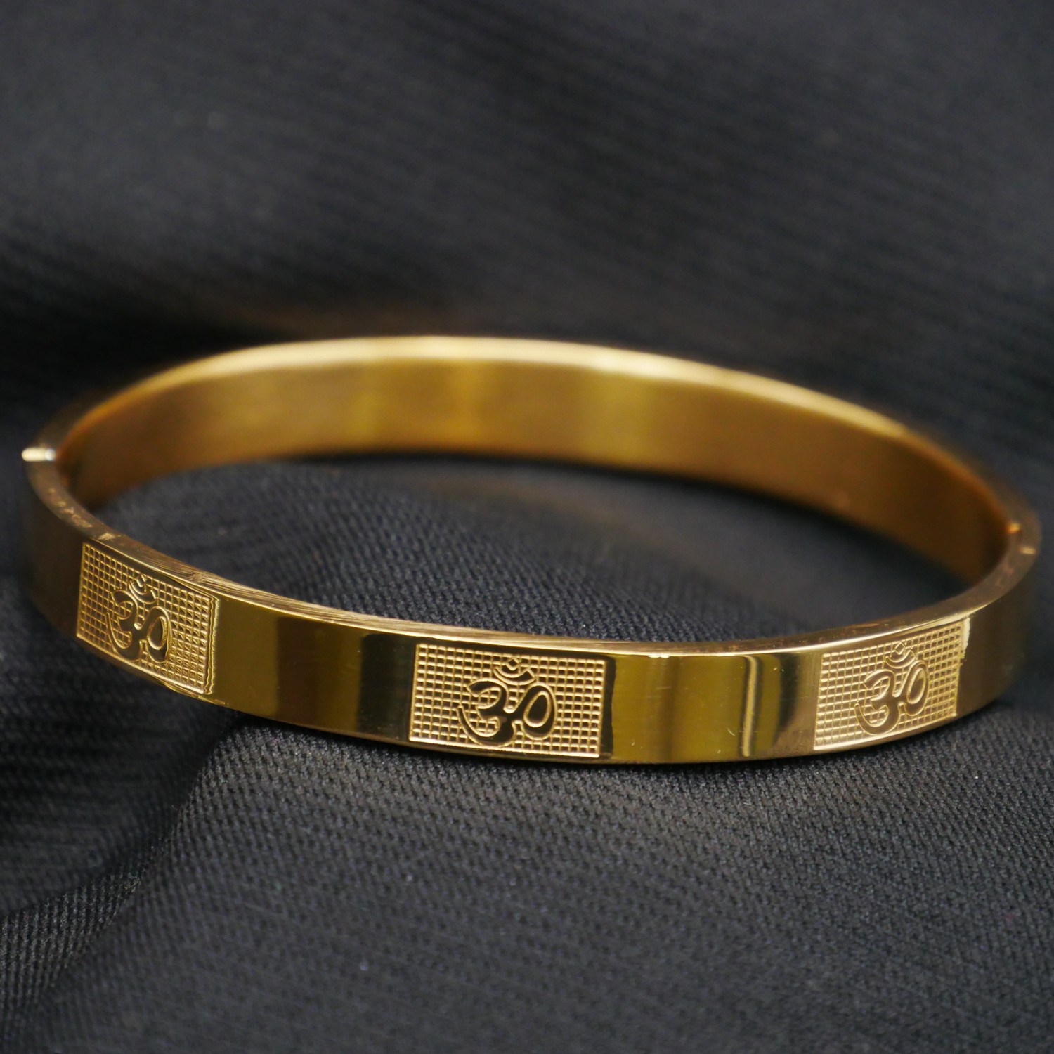 Image of Antico Stainless Steel Gold-plated Kada