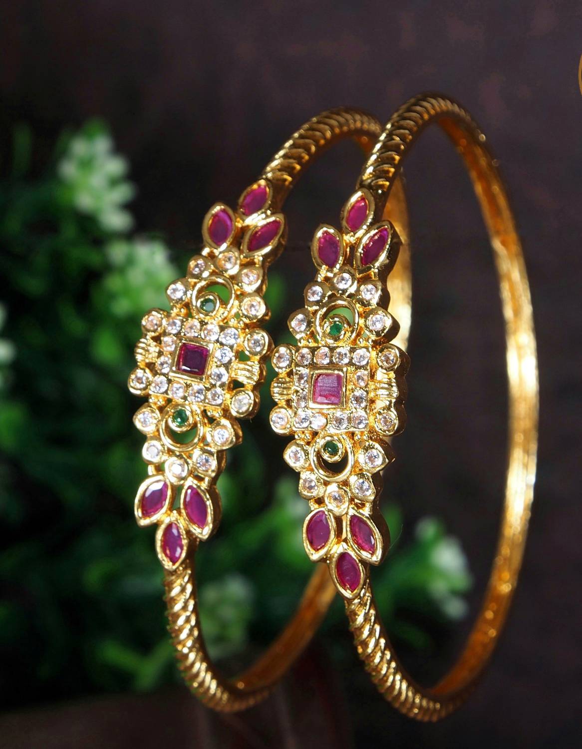 Atulya Brass Gold-plated Kada