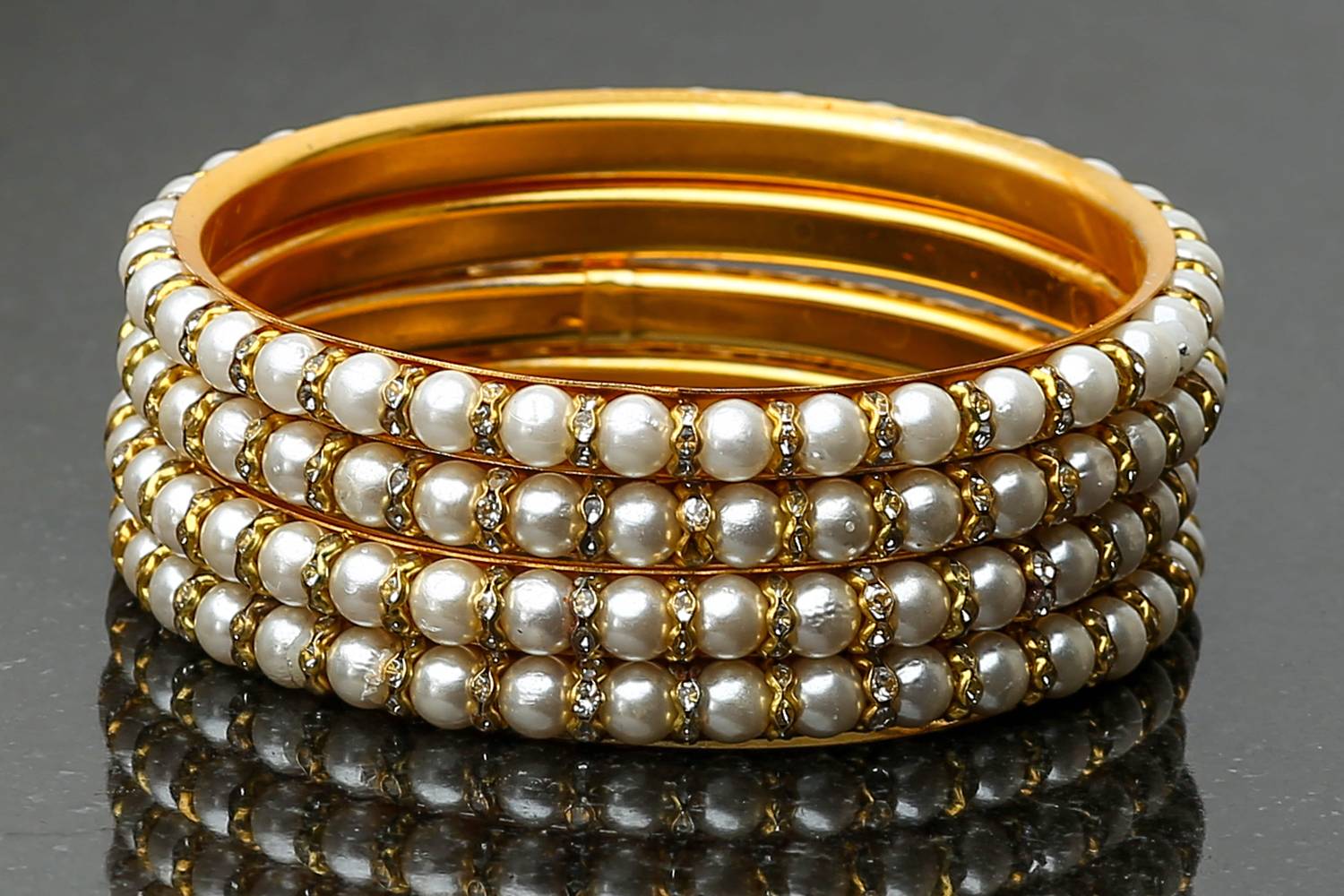 Amika Metal Pearl, Zircon Gold-plated Bangle Set