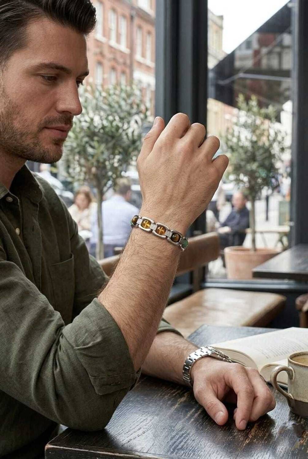Saleha Agate Brass Crystal Silver Bracelet - Image 5