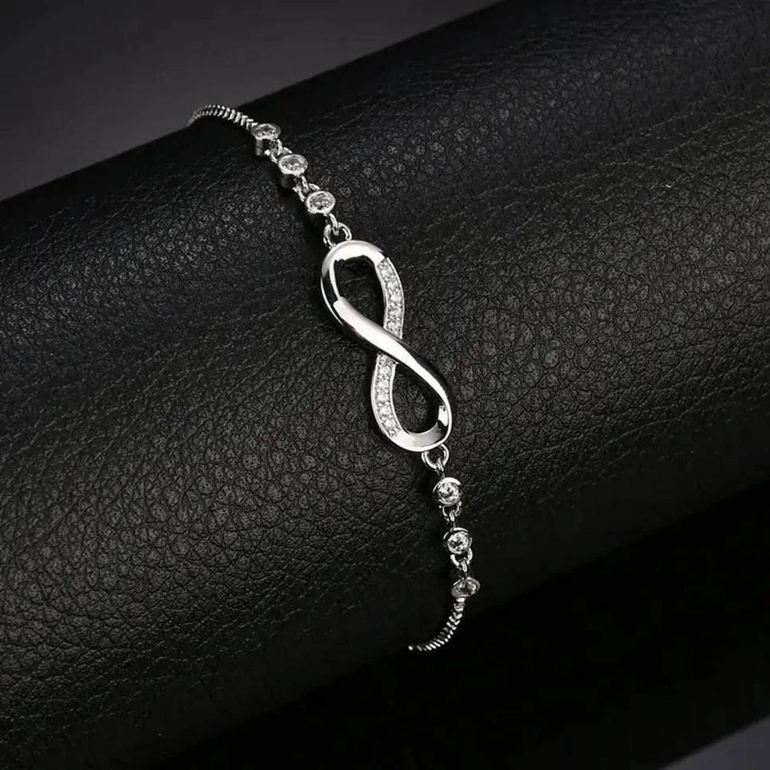 Nilu's Collection Copper Silver Charm Bracelet - Image 3