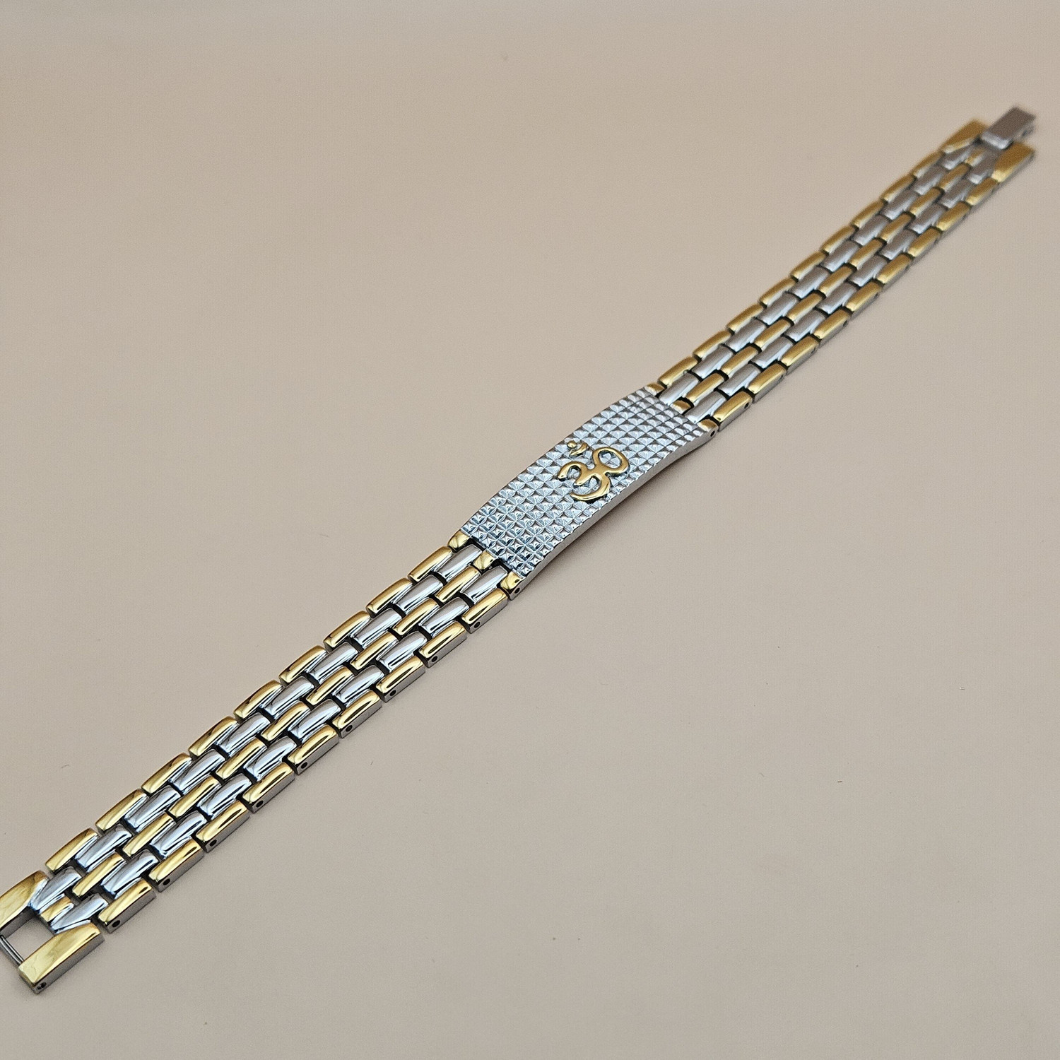 Image of FEEDNIX Stainless Steel Gold-plated Bracelet