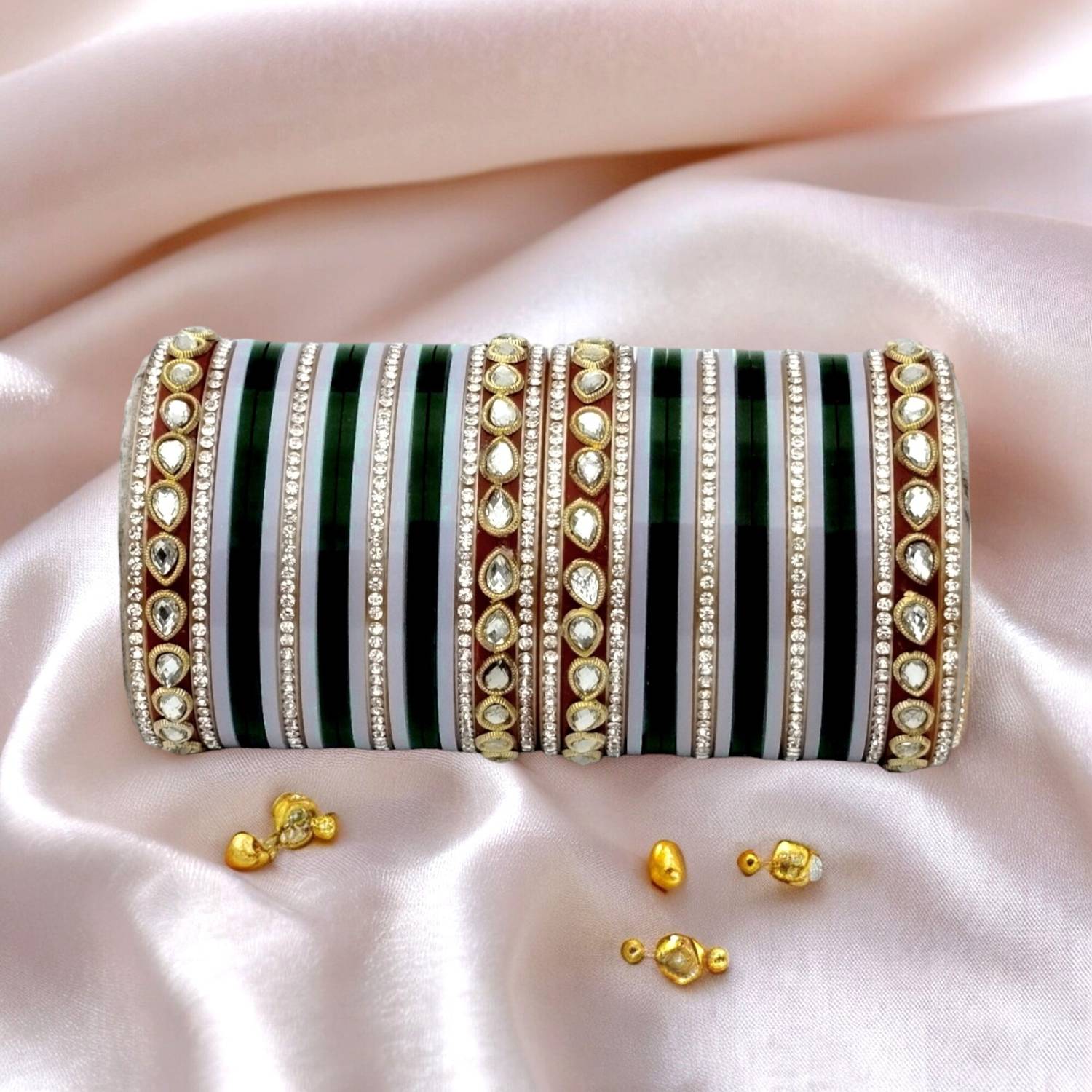 SRKBS Plastic Beads, Zircon Chudas
