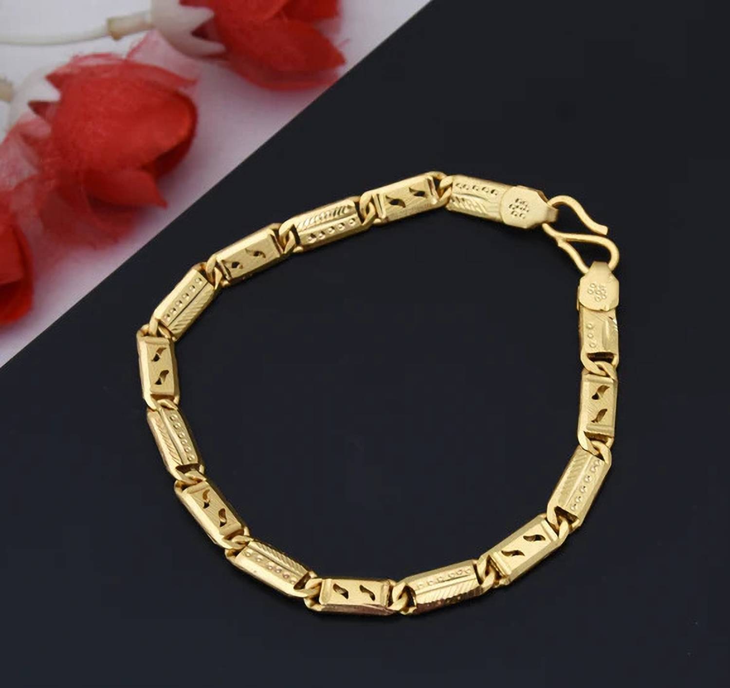 LASAVAMON Brass Gold-plated Bracelet - Image 3