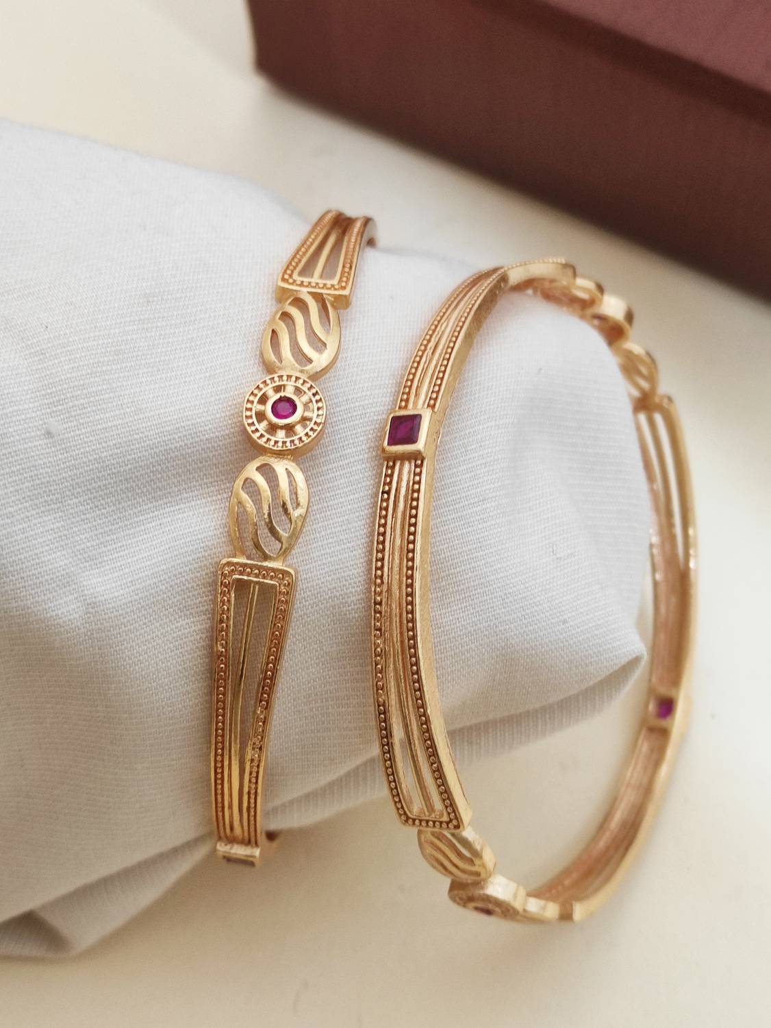 AK Brass Cubic Zirconia, Diamond Gold-plated Bangle