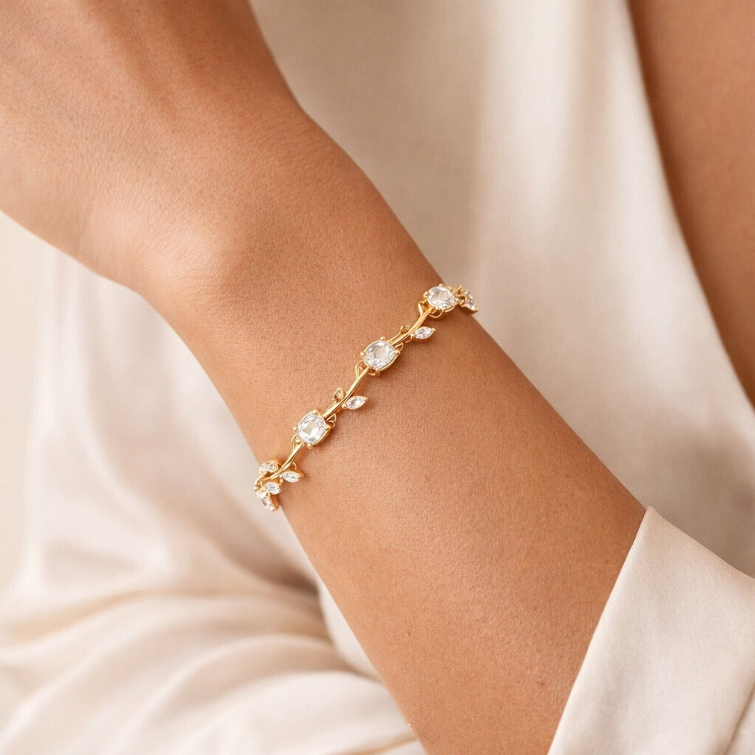 Image of zevarna Alloy Cubic Zirconia Gold-plated Bracelet Set