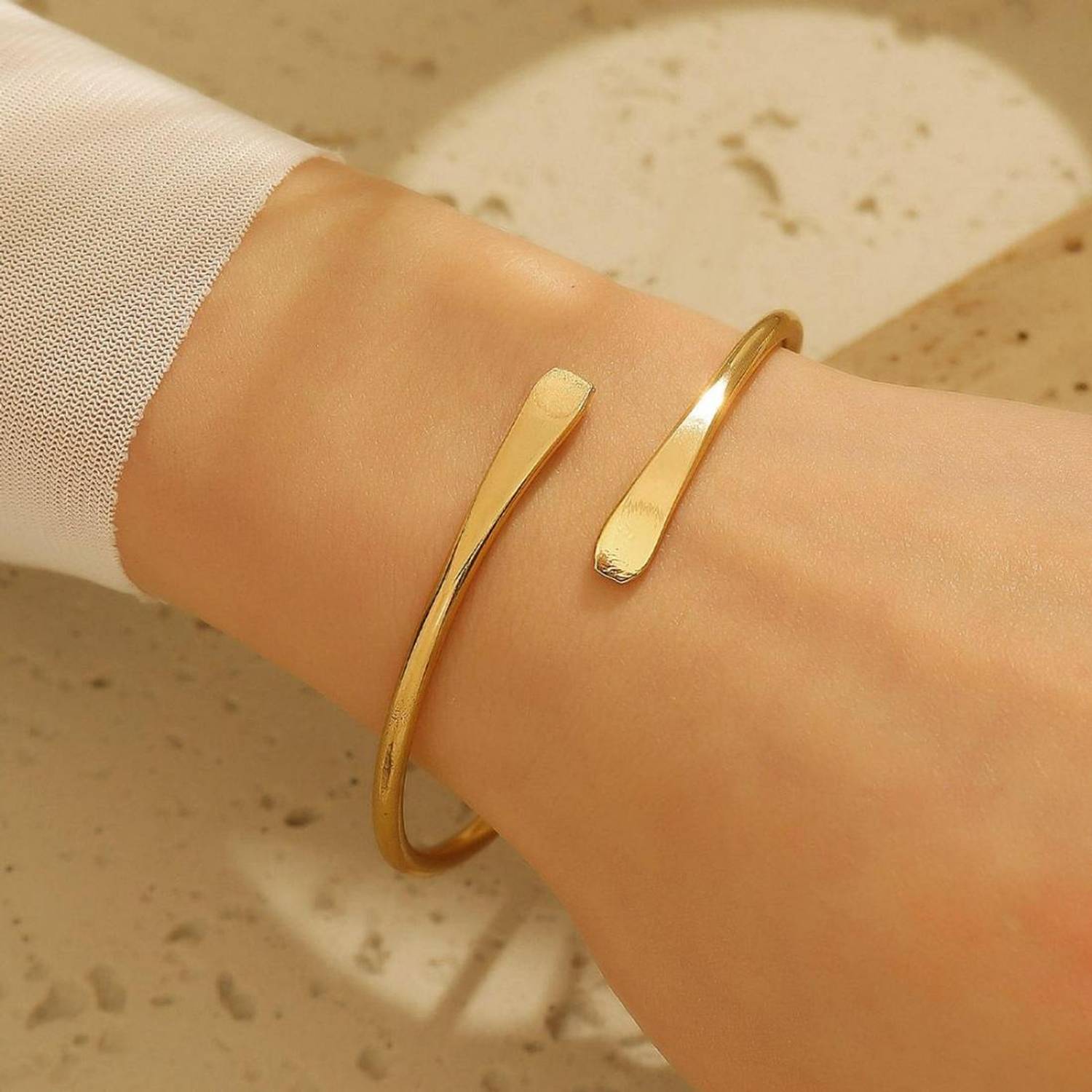 ADORNITY Alloy Bracelet
