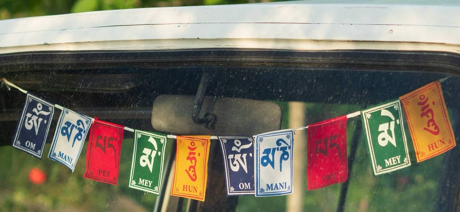 agarwalsons Buddhist Prayer Flag | Car | Mantra | Big Banner