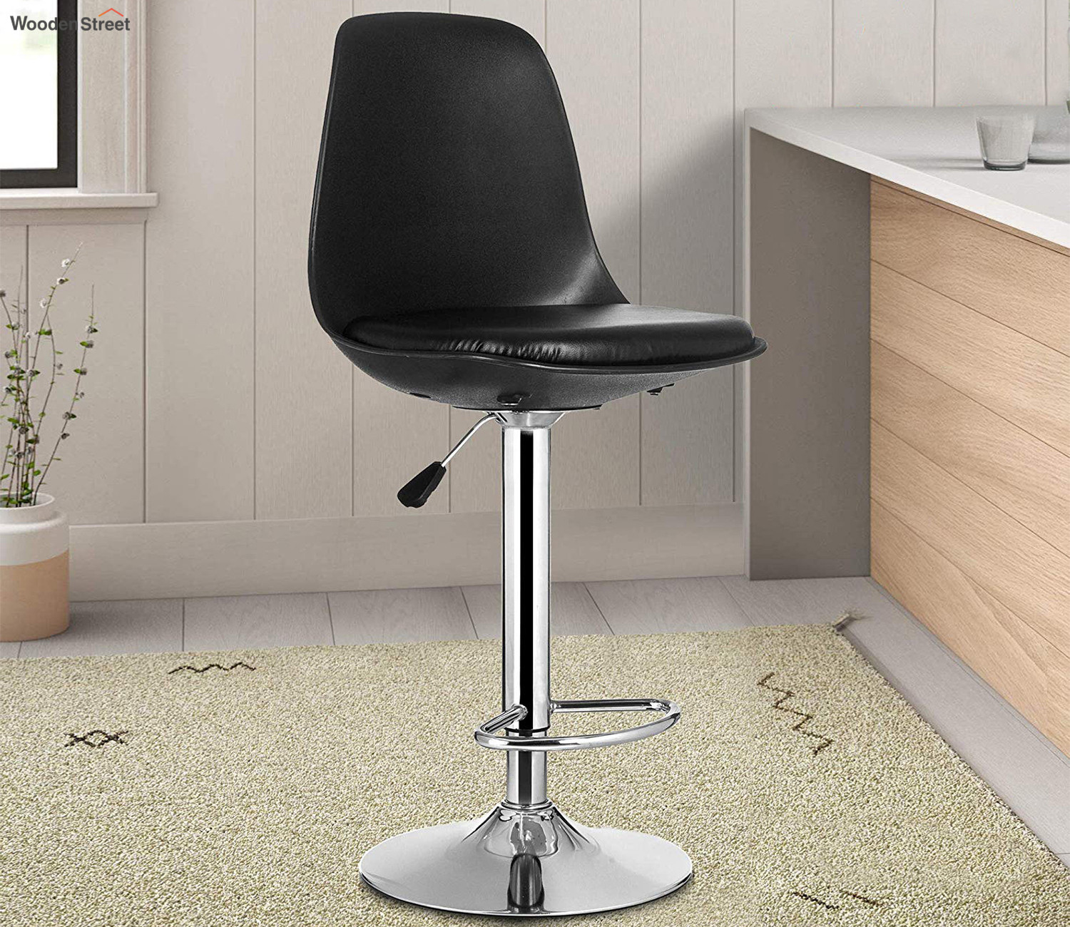 Image of MAESTRO SEATING SYSTEMS Metal Bar Chair