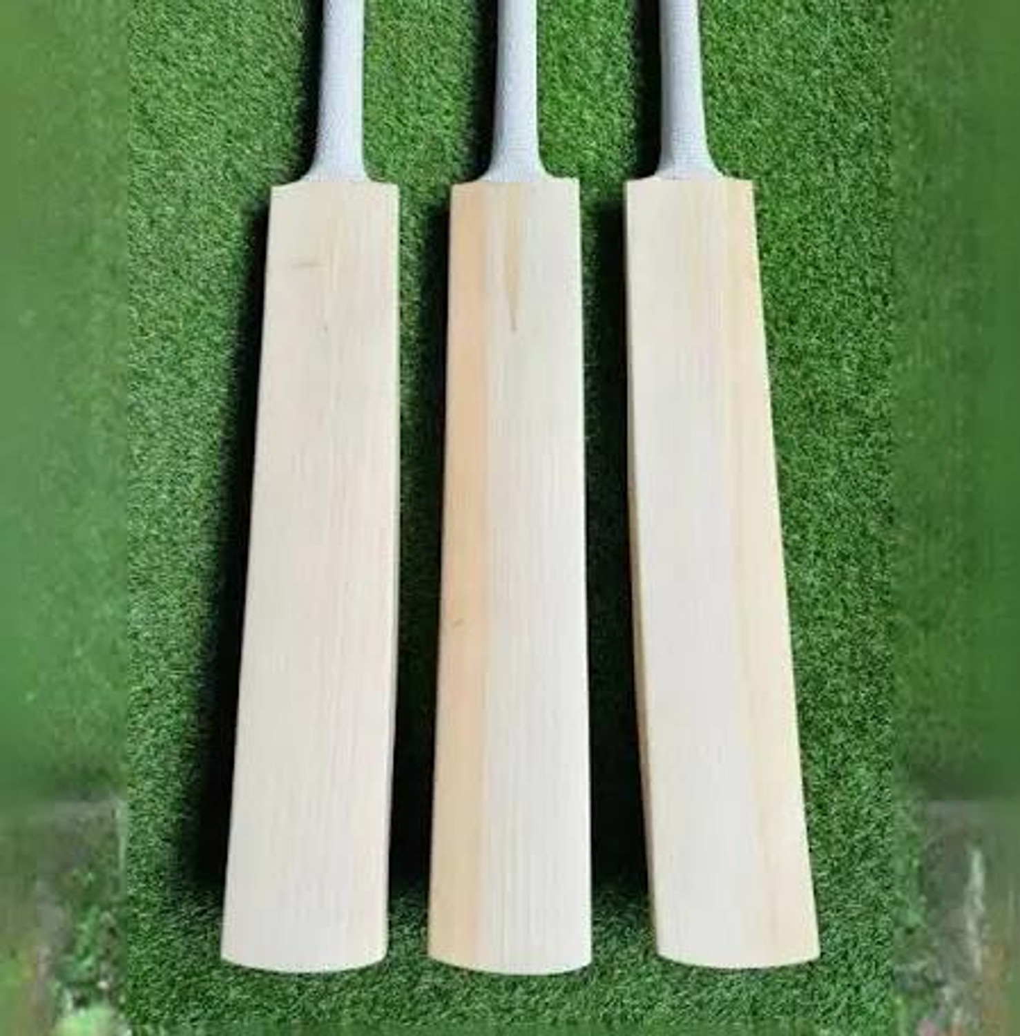 Image of duro handcrafted KASHMIRI Willow Cricket Bat Kashmir Willow Cricket Bat For 15+ Yrs