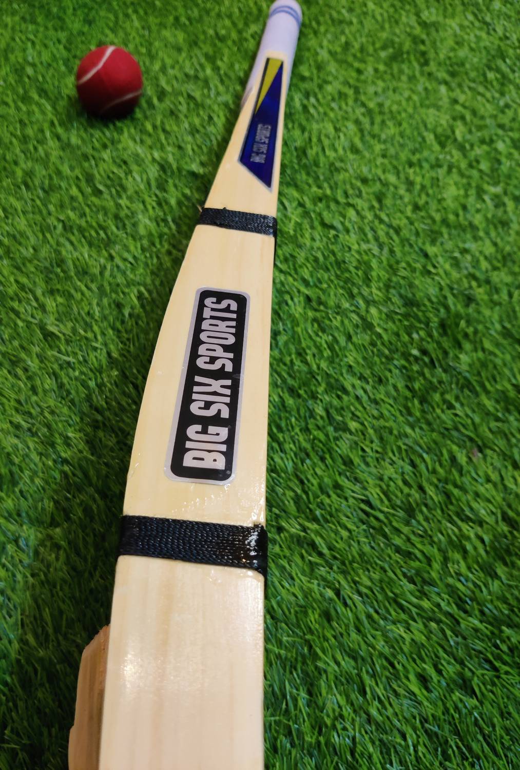 Livesporting Triple blade light weight Kashmir Willow Cricket Bat
