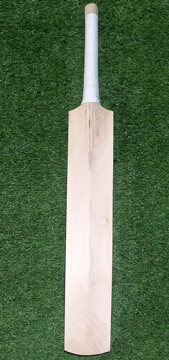 Image of Poonam Enterprises Kashmiri willow Kashmir Willow Cricket Bat For 15+ Yrs