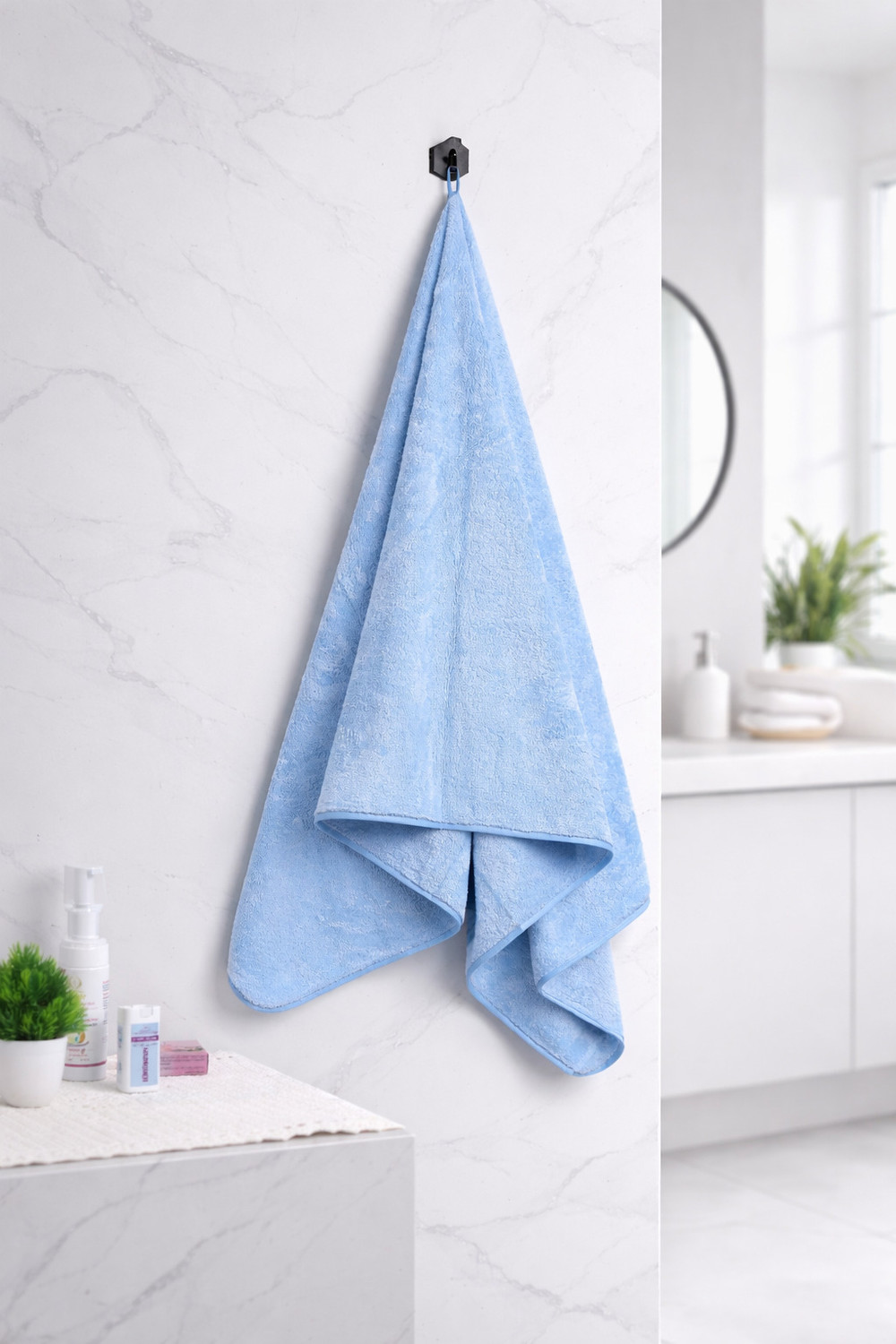 Image of KRIOVELLEA Microfiber 500 GSM Bath, Sport, Beach Towel