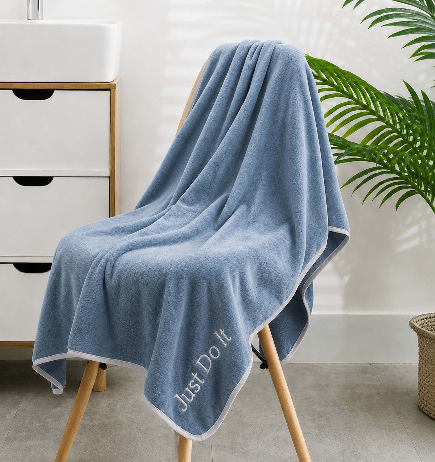 Image of Ojalika Fashion Microfiber 480 GSM Beach, Sport, Bath Towel