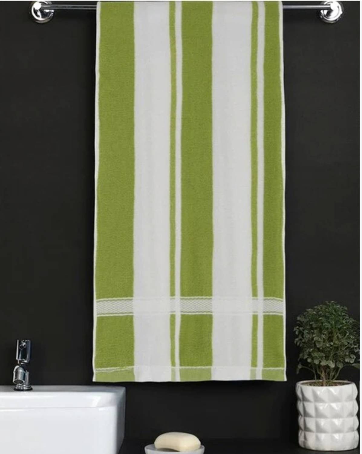 Bombay Heights Cotton 400 GSM Bath Towel