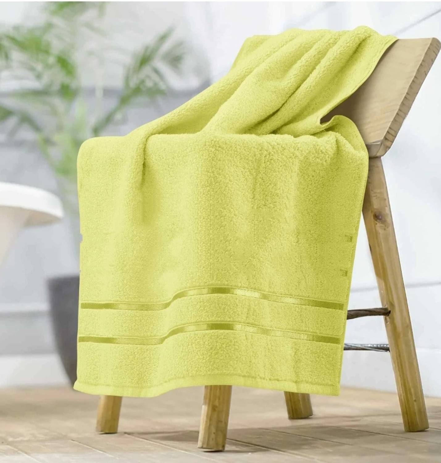 Bombay Heights Cotton 400 GSM Bath Towel