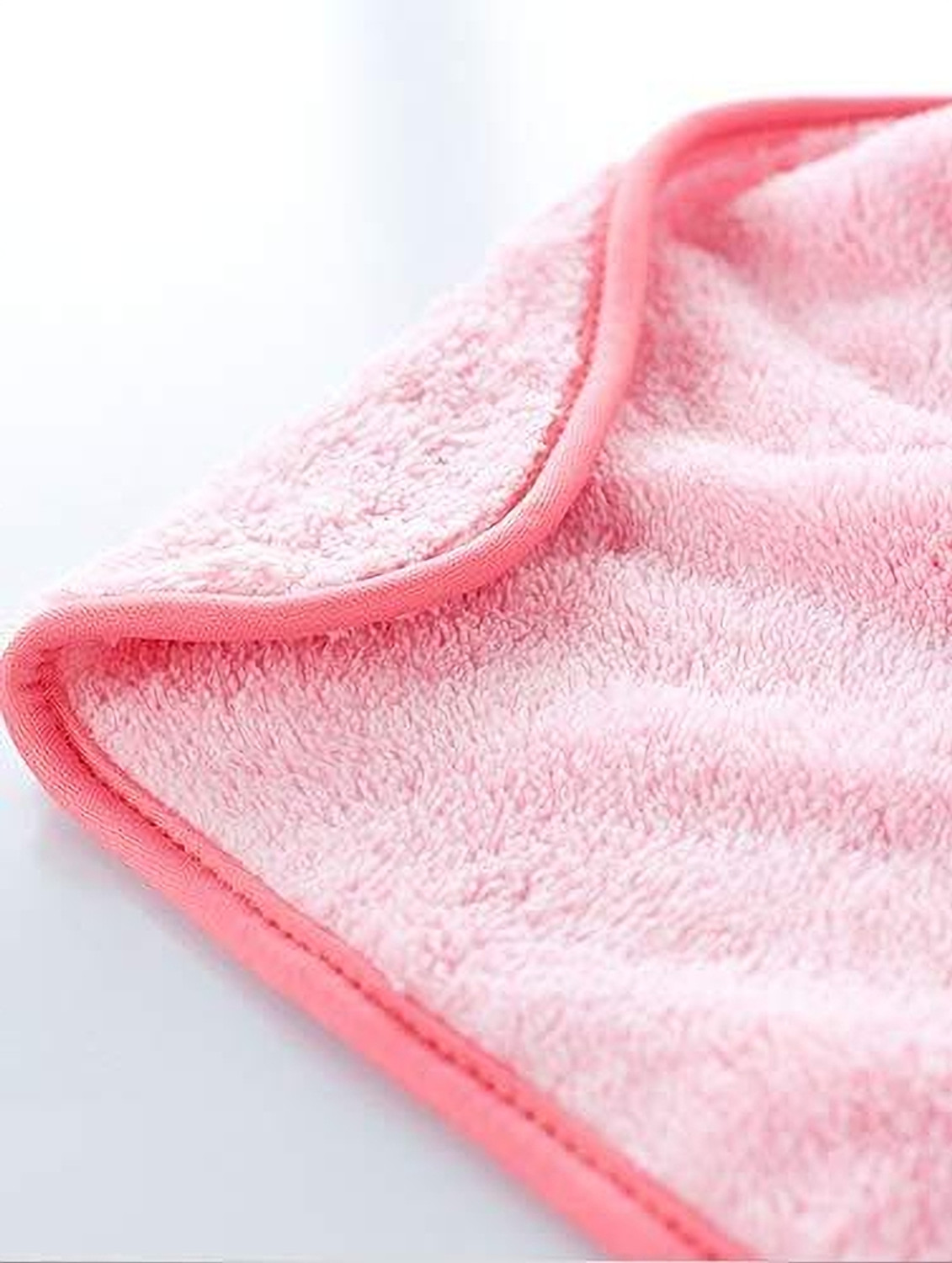 Image of Adhvik Microfiber 200 GSM Hand Towel