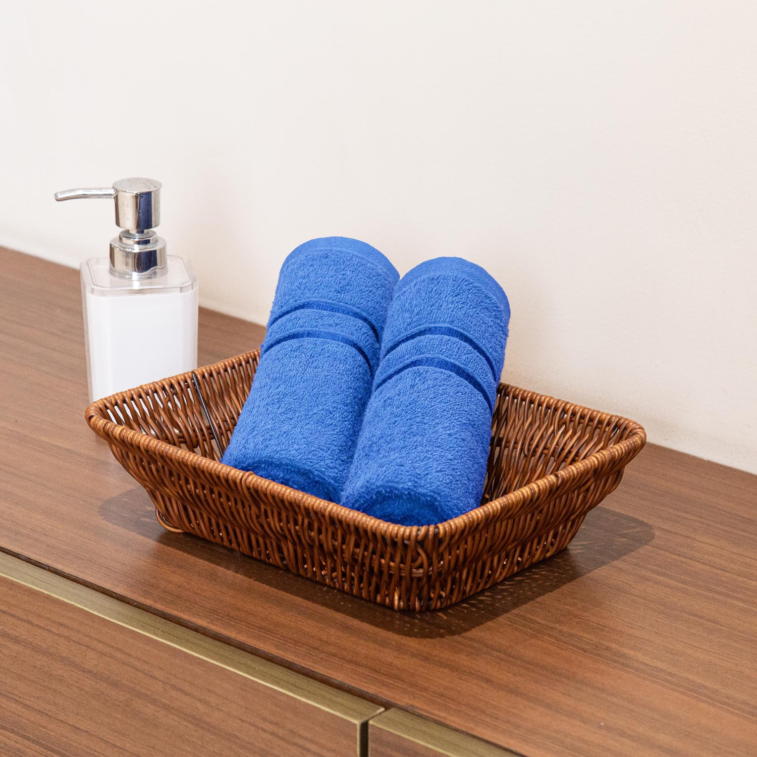 Image of Home Elegance Cotton 400 GSM Hand Towel