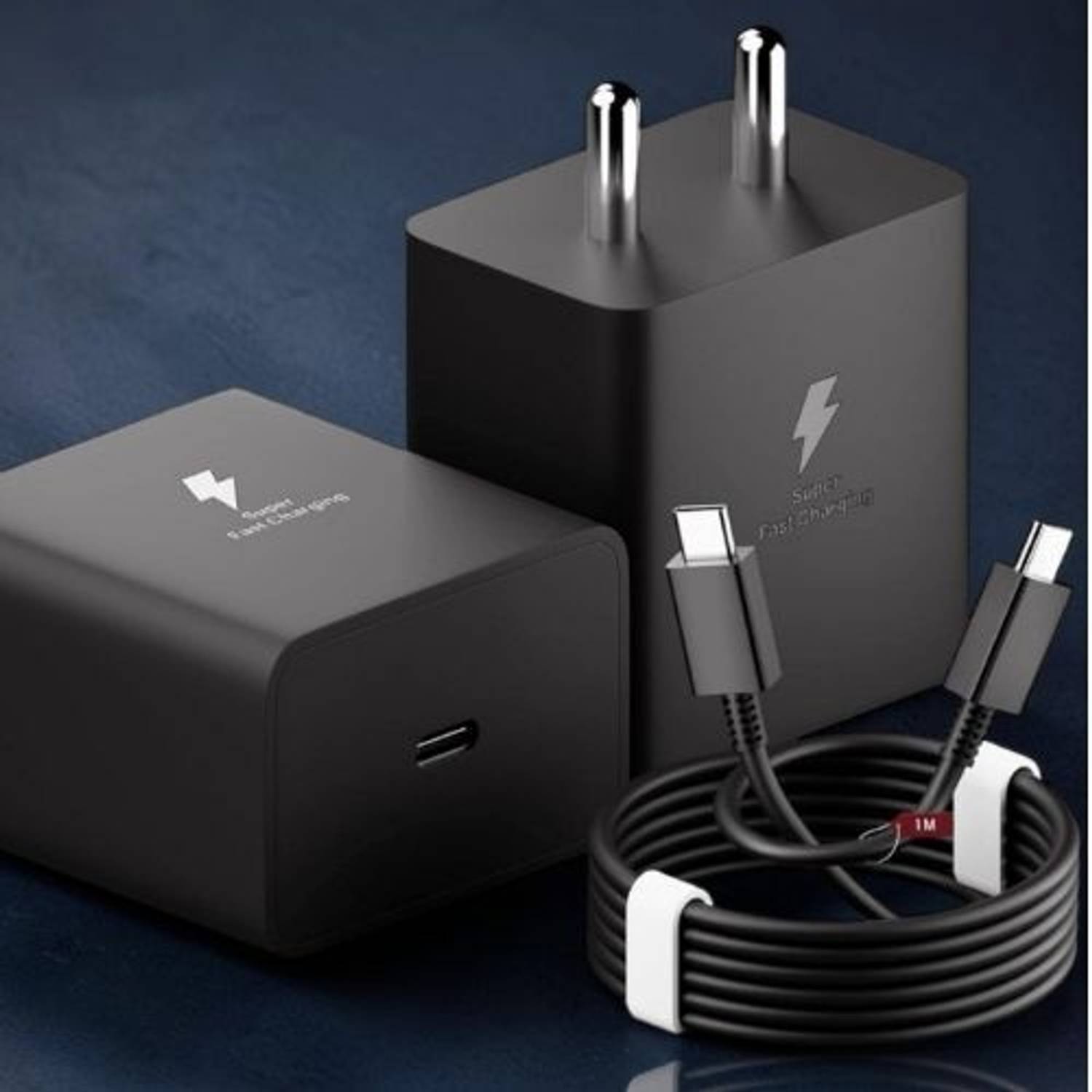 MGEdge 45 W Adaptive Fast Charging 8 A Wall Charger for Mobile with Detachable Cable