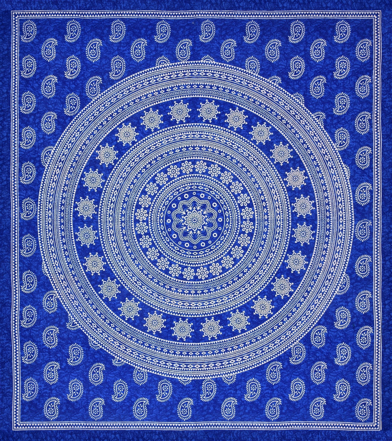 Image of MONAYRA Cotton Double Flat 144 TC Printed 1 Bedsheet with 2 Pillow Covers