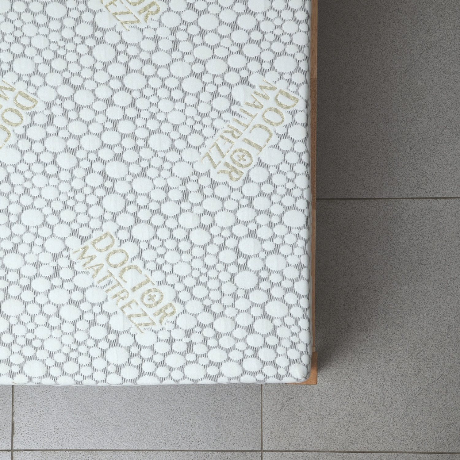 Image of Doctor Mattrezz Naturopathy 5 inch Double Latex Foam Mattress