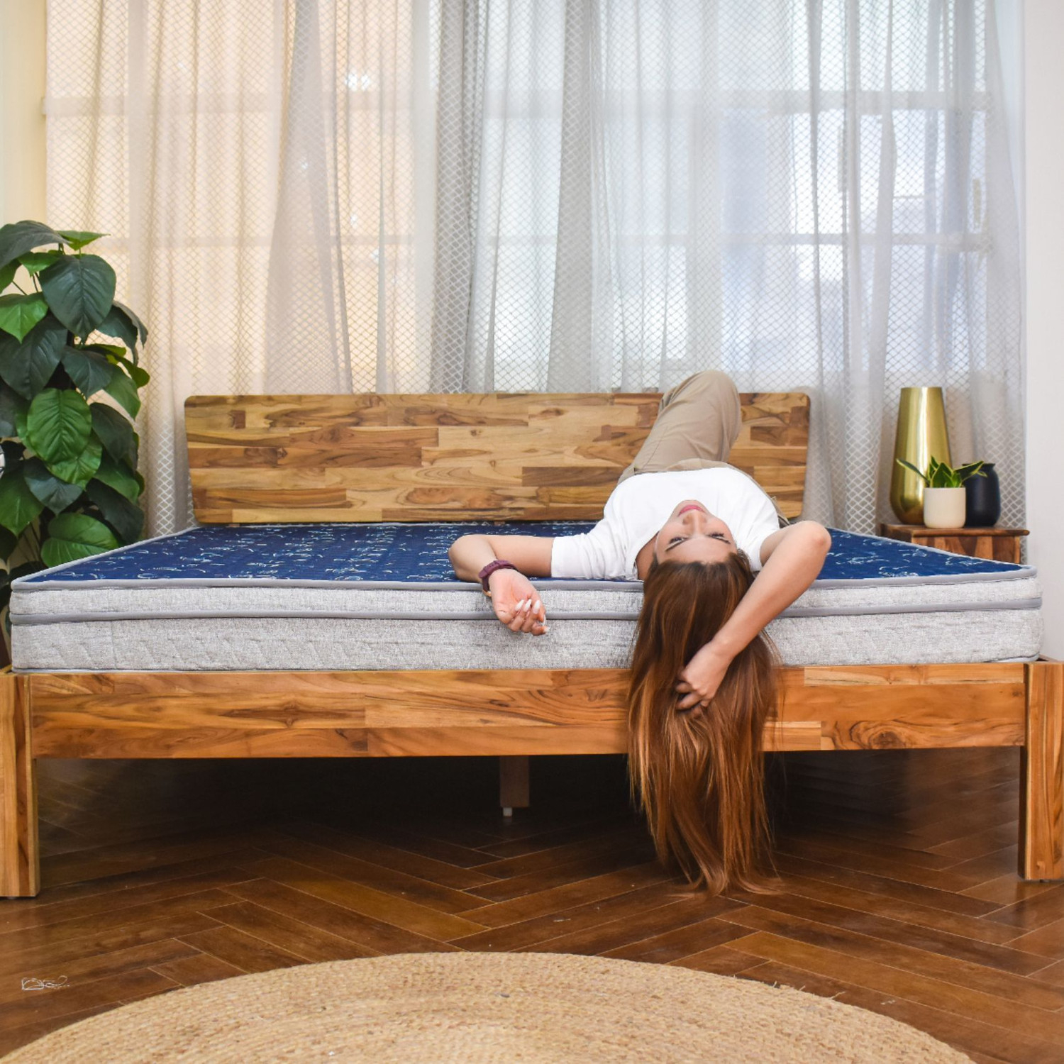 Image of COIRFIT LUXURINO Pillow Top with ISPT Tech. 6 inch King Bonnell Spring Mattress