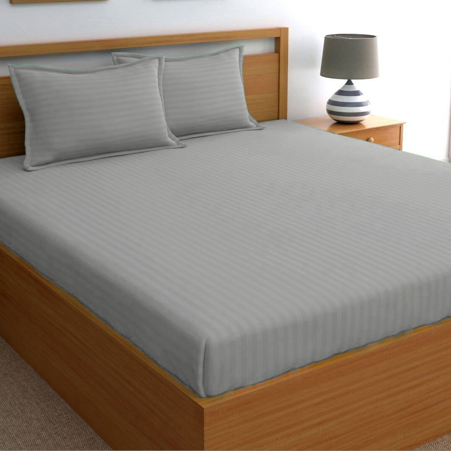 Image of Weave & Decor Microfiber King Flat 300 TC Striped 1 Bedsheet with 2 Pillow Covers