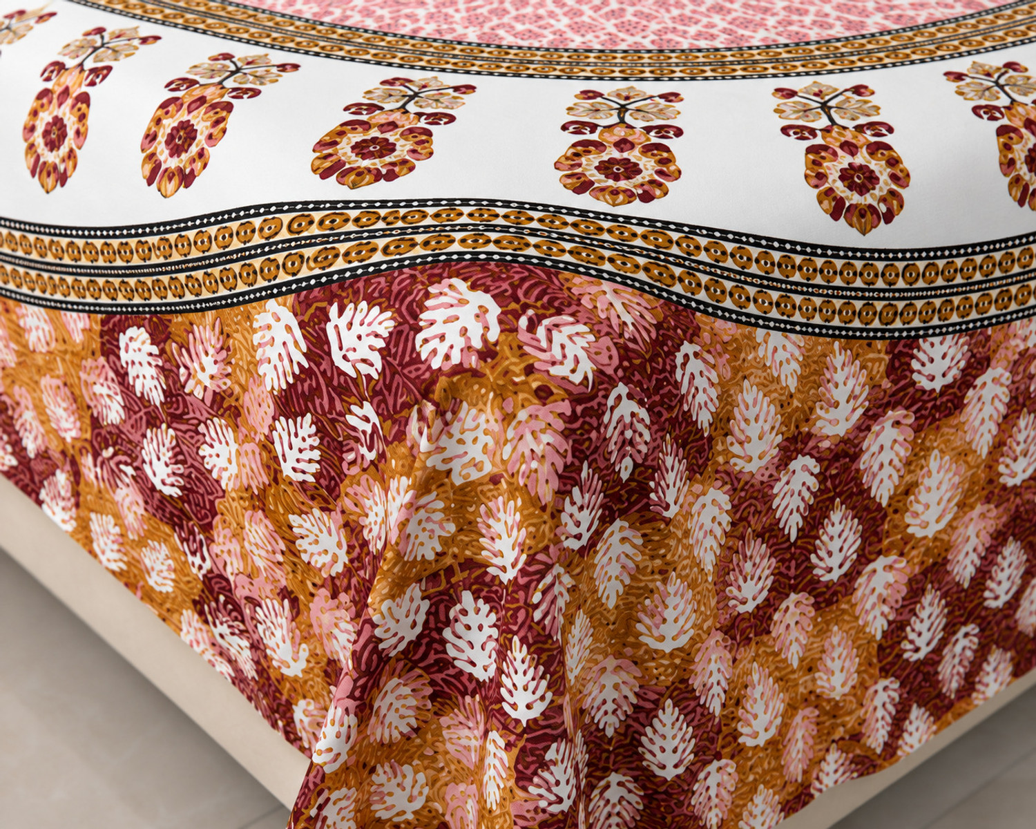 Image of KUVAS Cotton King Flat 260 TC Printed 1 Bedsheet with 2 Pillow Covers