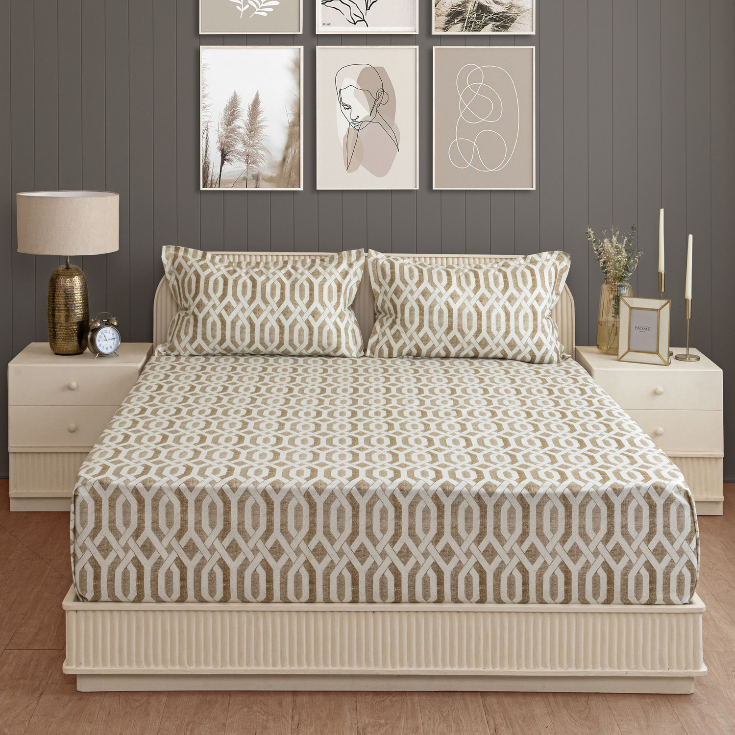 Image of SWAYAM Cotton King Fitted (Elastic) 144 TC Geometric 1 Bedsheet with 2 Pillow Covers