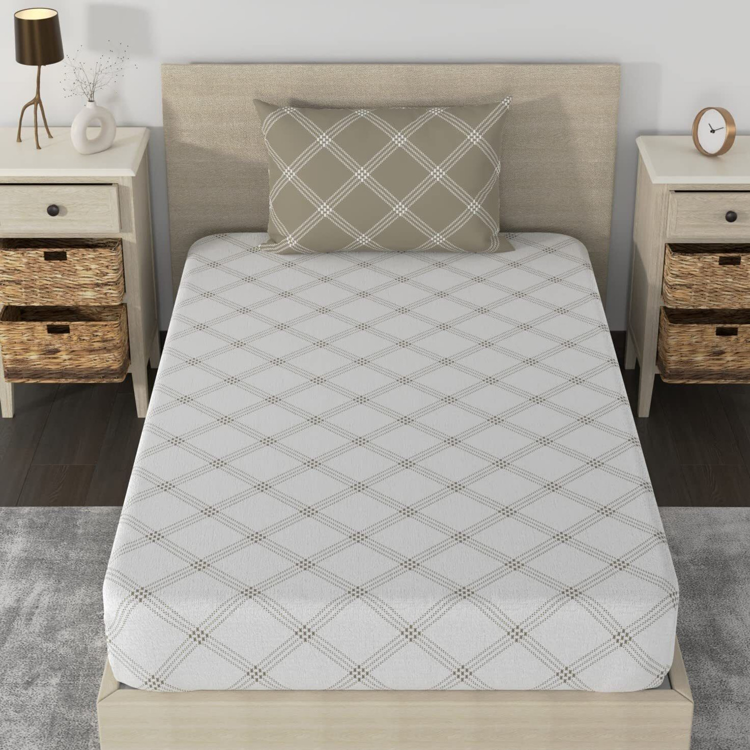 Image of Huesland Cotton Single Fitted (Elastic) 210 TC Geometric 1 Bedsheet with 2 Pillow Covers
