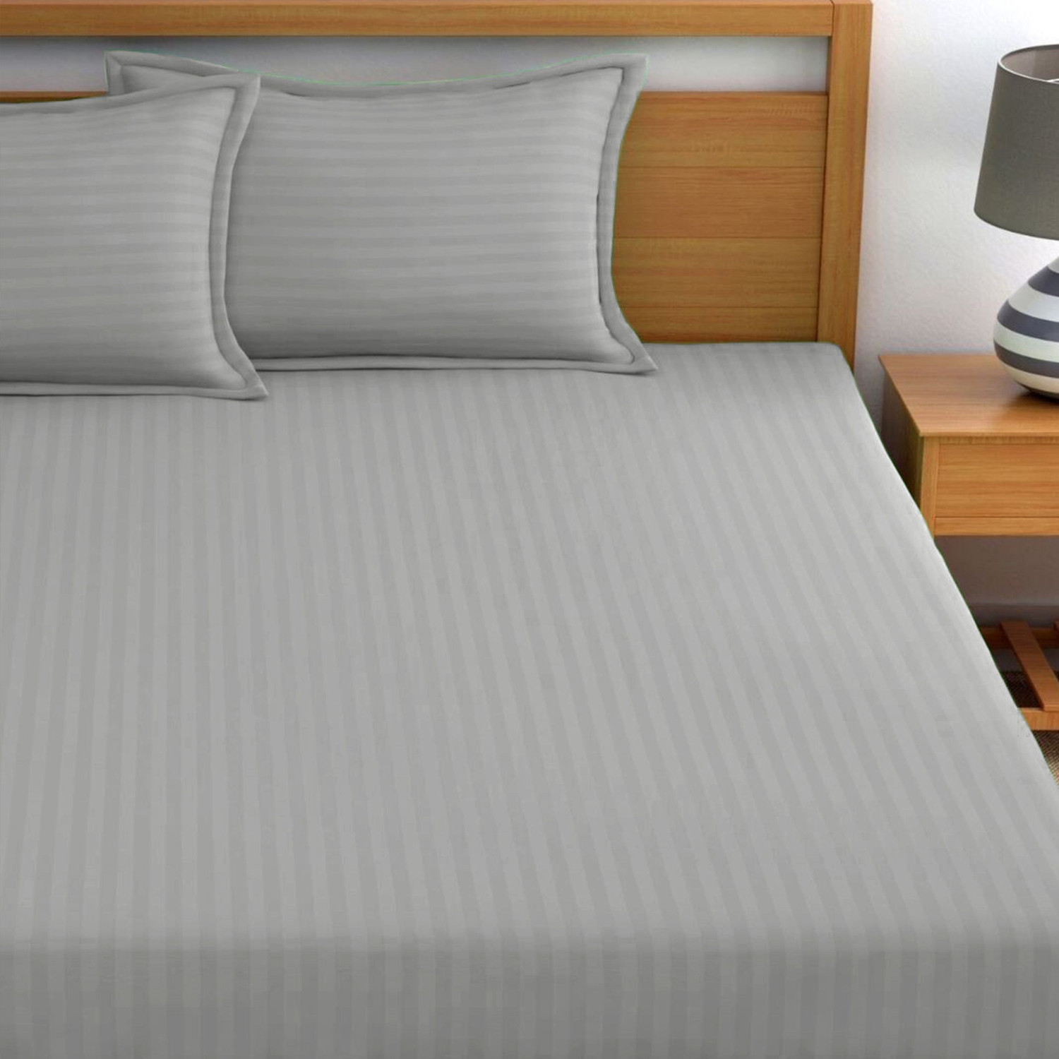 Image of Weave & Decor Microfiber King Flat 300 TC Striped 1 Bedsheet with 2 Pillow Covers