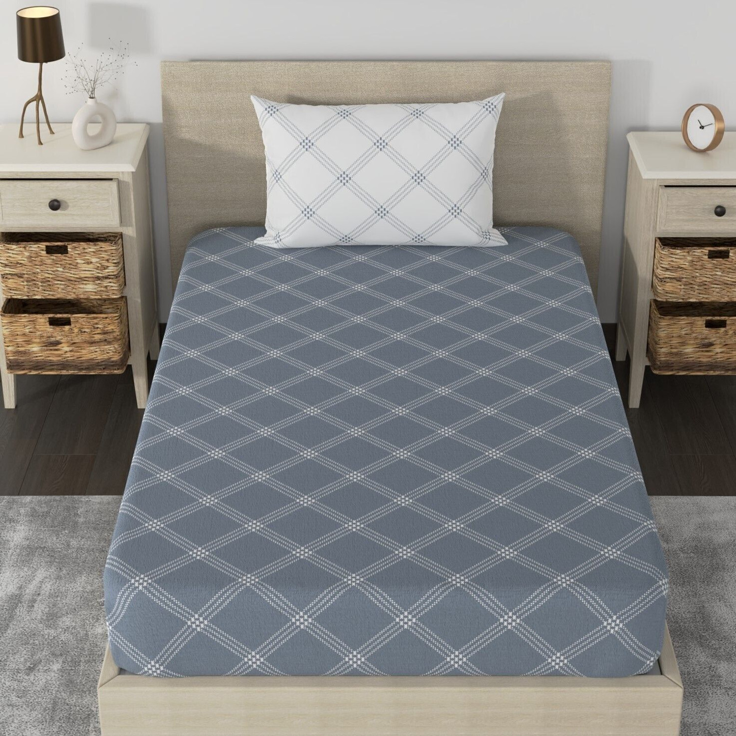 Image of Huesland Cotton Single Flat 210 TC Geometric 1 Bedsheet with 2 Pillow Covers