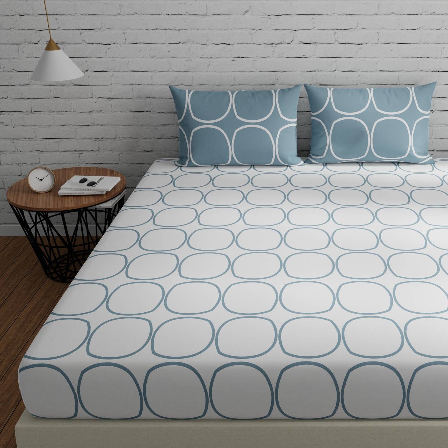 Huesland Cotton Double Flat 144 TC Printed 1 Bedsheet with 2 Pill