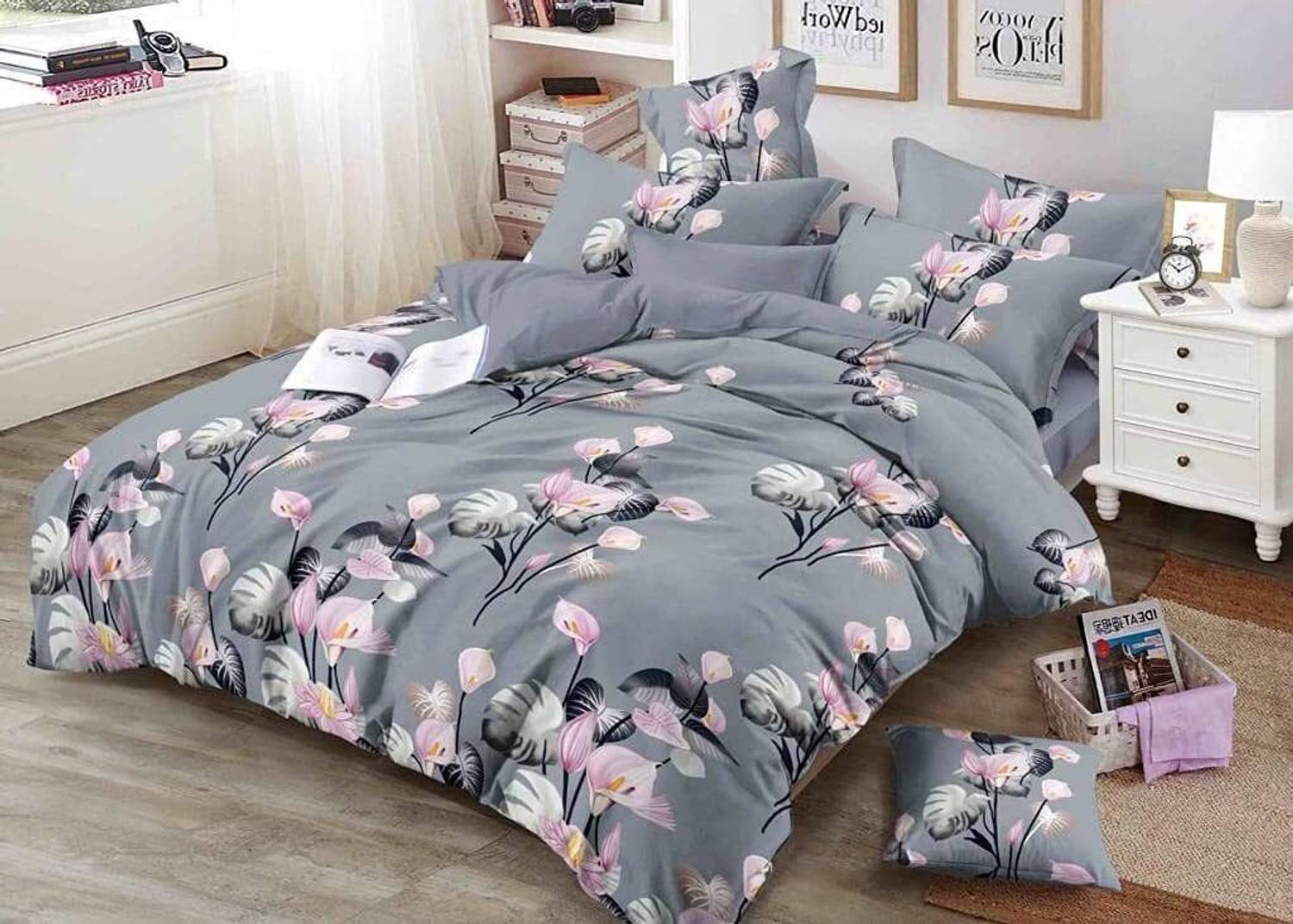 AAAAAV Cotton Double Flat 300 TC Floral 1 Bedsheet with 2 Pillow Covers