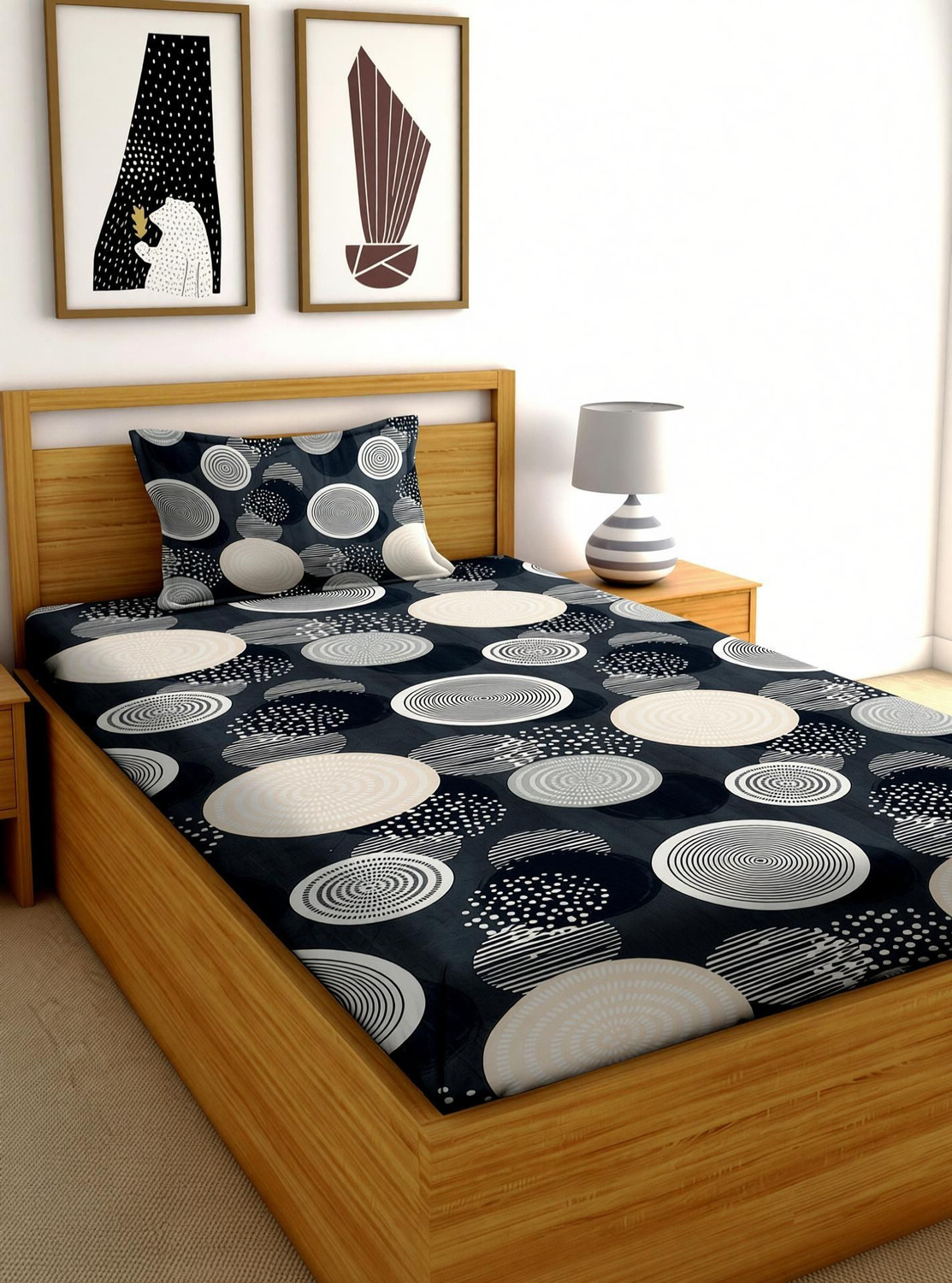 Image of Moonroof Cotton Single Fitted (Elastic) 240 TC Printed 1 Bedsheet with 2 Pillow Covers