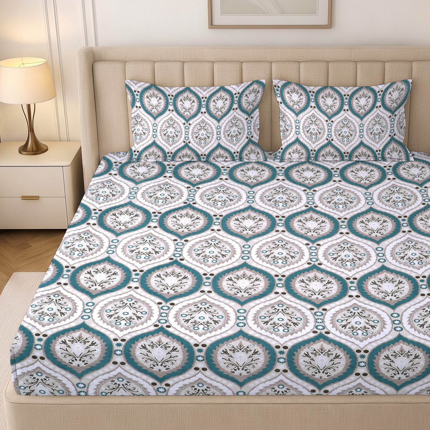 Image of Moonroof Cotton Double Fitted (Elastic) 244 TC Printed 1 Summer Bedsheet with 2 Pillow Covers