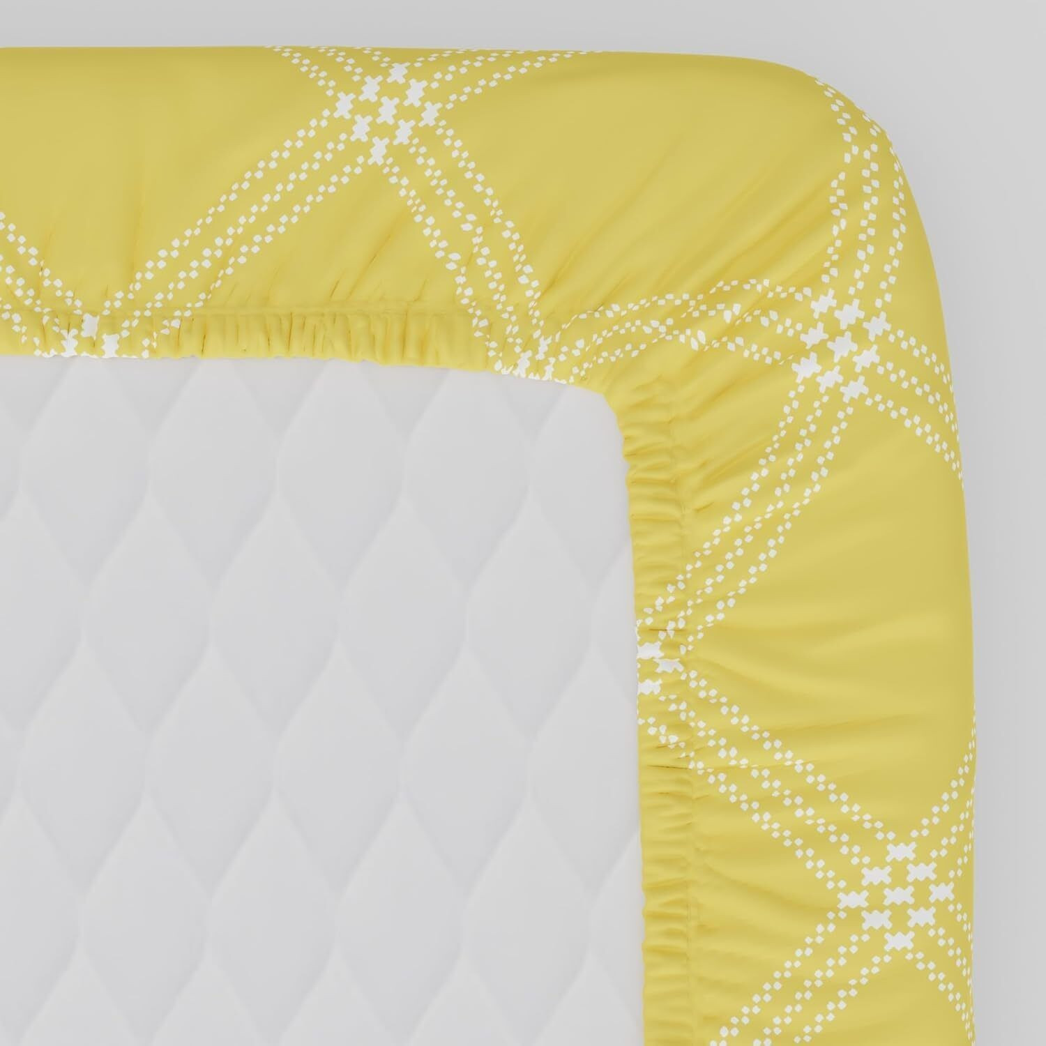 Image of Huesland Cotton King Fitted (Elastic) 210 TC Geometric 1 Bedsheet with 2 Pillow Covers