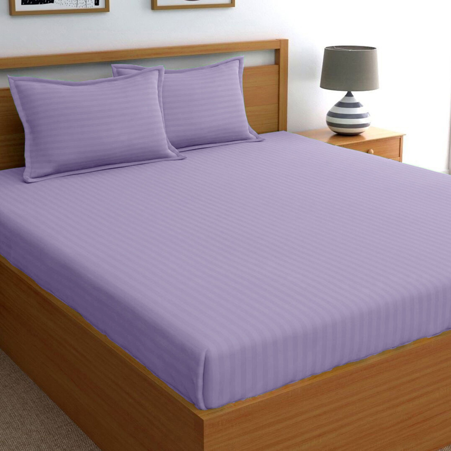 Image of Weave & Decor Microfiber King Flat 300 TC Striped 1 Bedsheet with 2 Pillow Covers