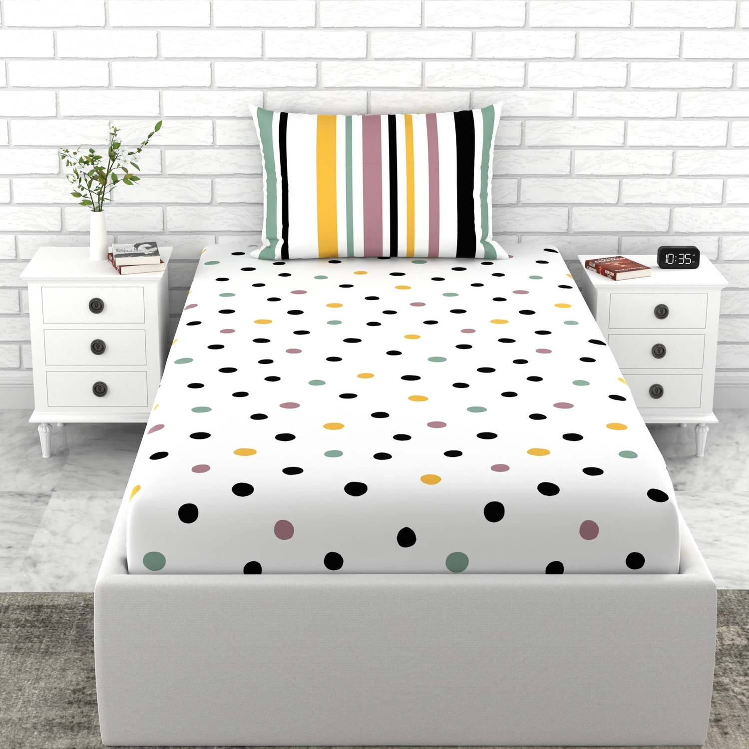Image of LORETO Cotton Single Flat 144 TC Polka 1 Bedsheet with 2 Pillow Covers
