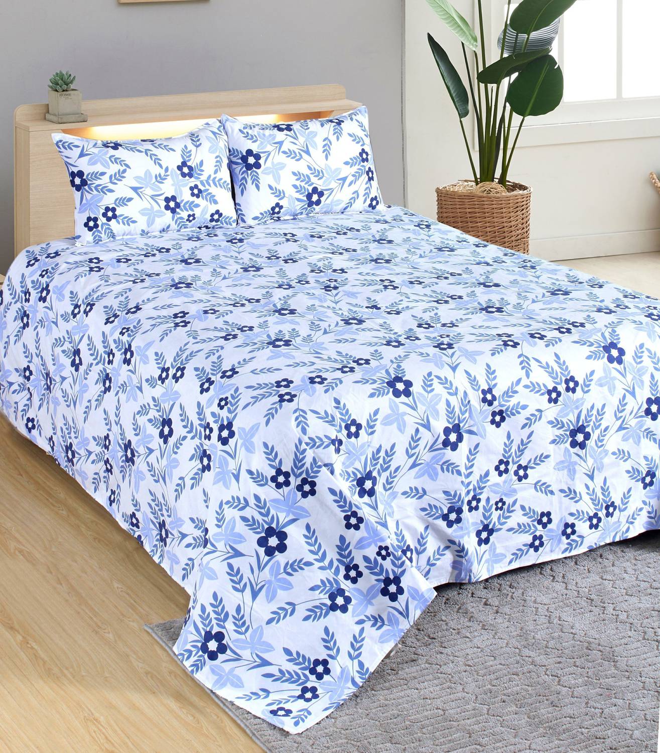 Alice Trends Cotton Double Flat 2 TC Printed 1 Bedsheet with 2 Pillow Covers